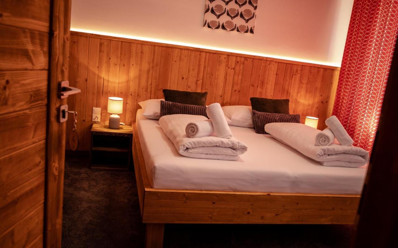 Vila Somani Nova Lesna Ngoại thất bức ảnh