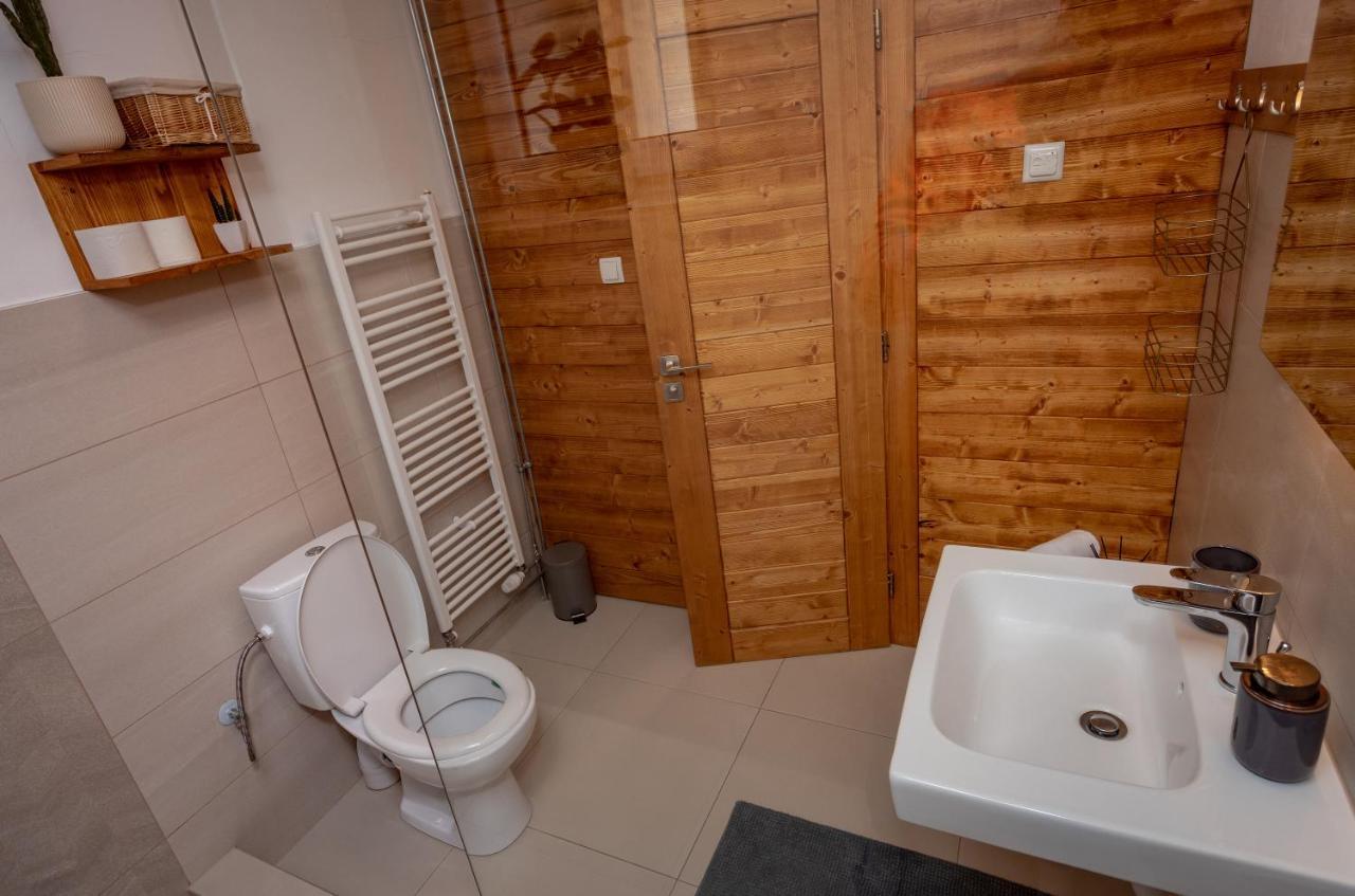 Vila Somani Nova Lesna Ngoại thất bức ảnh