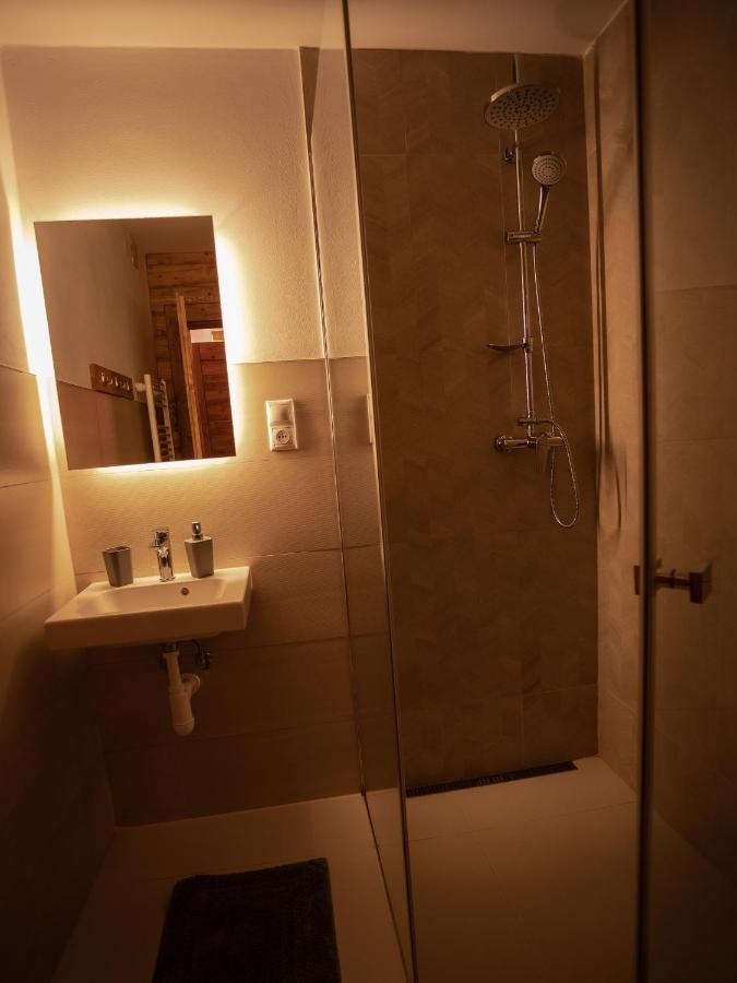 Vila Somani Nova Lesna Ngoại thất bức ảnh